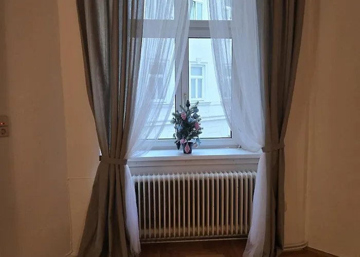 Urania Daire *